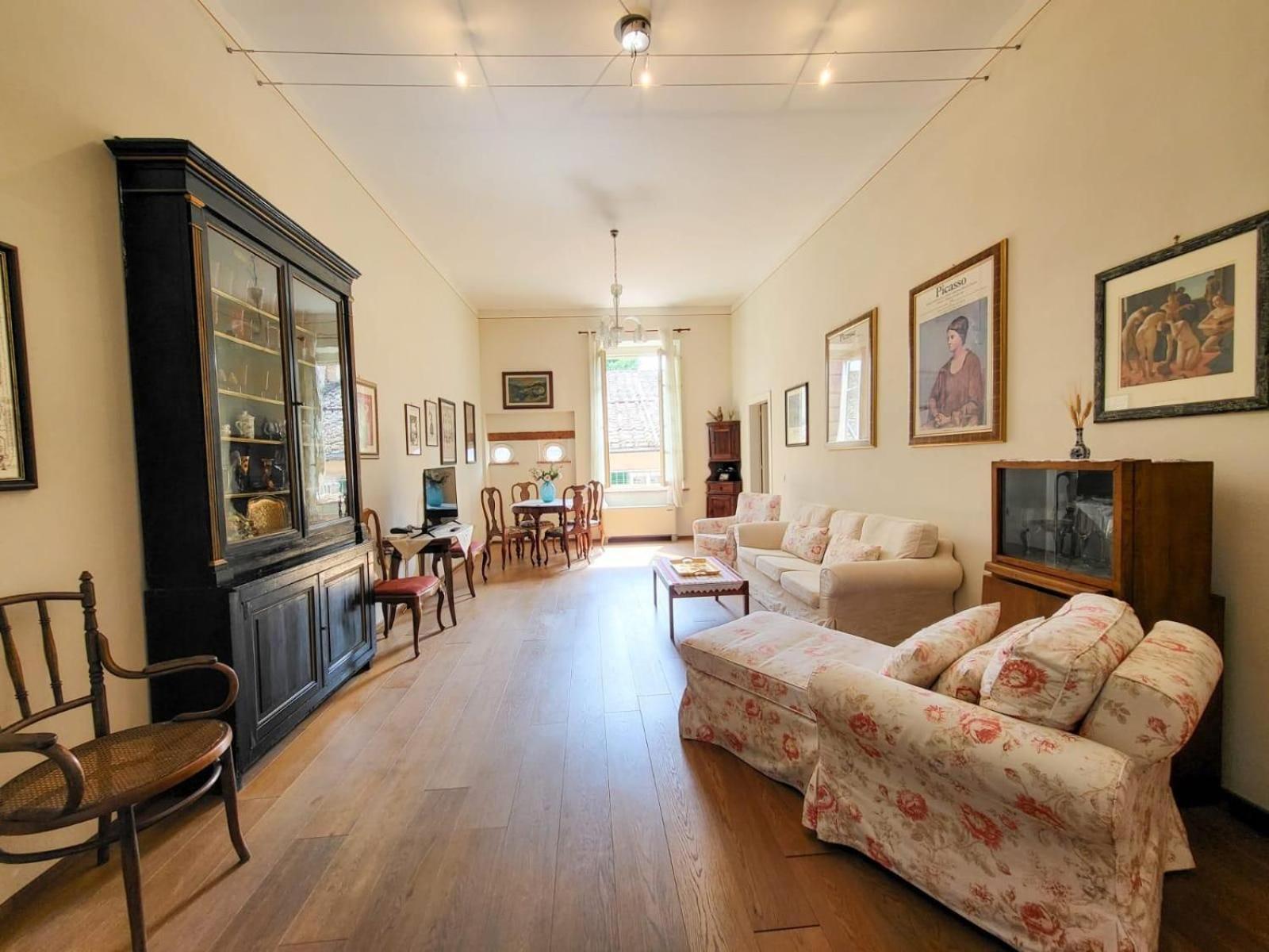 Le Antiche Scale 9 Apartment Lucca Bagian luar foto
