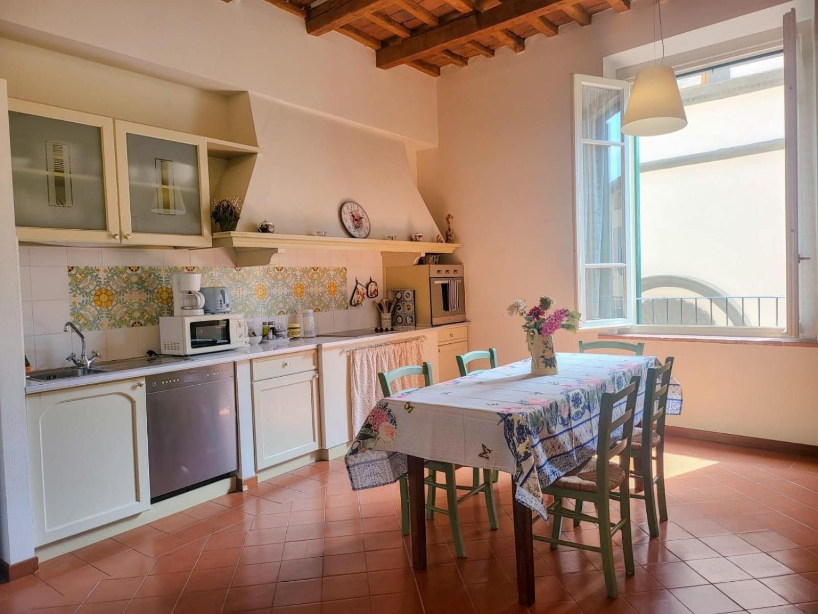 Le Antiche Scale 9 Apartment Lucca Bagian luar foto